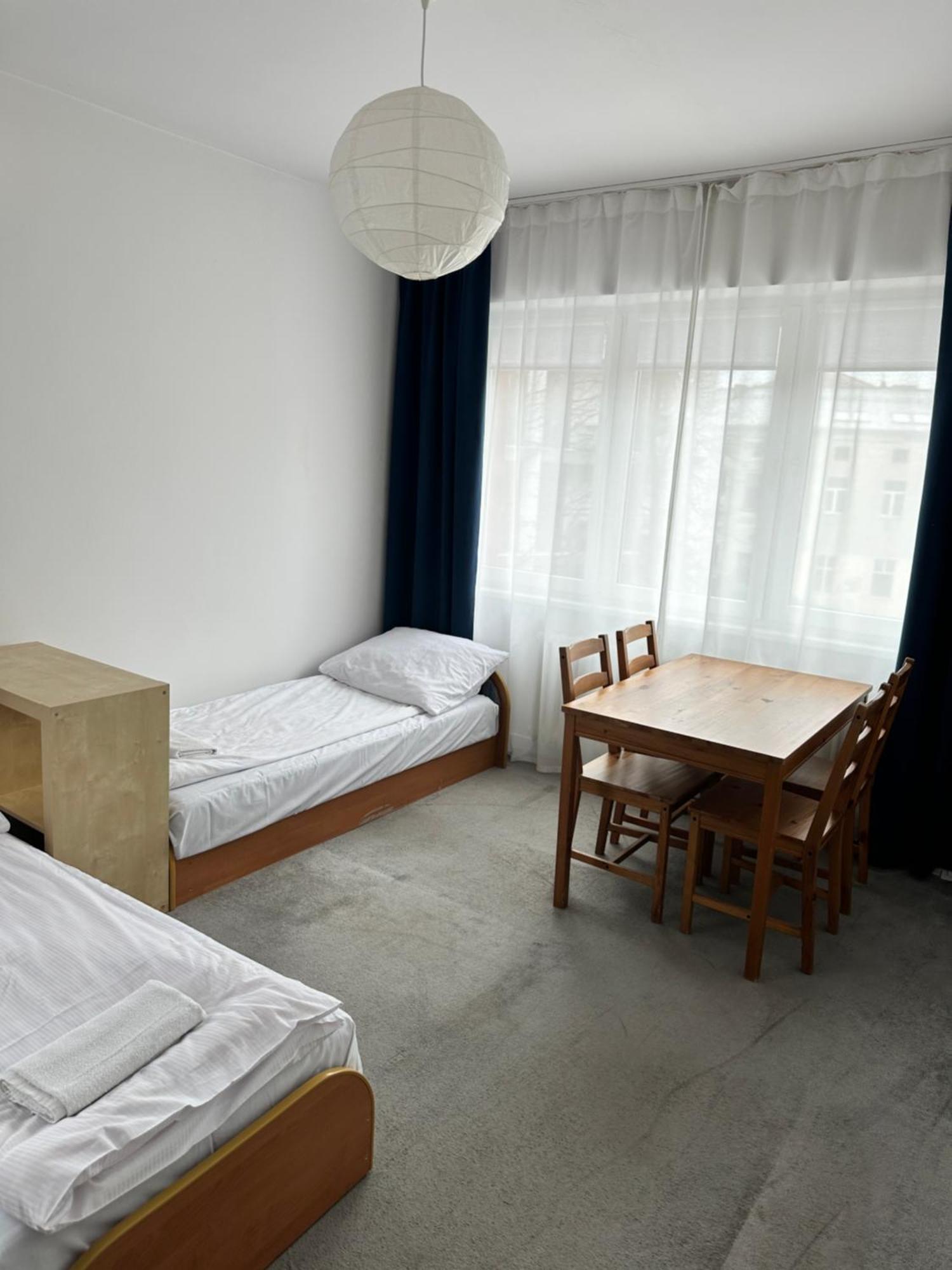 Hostel Demi クラクフ エクステリア 写真