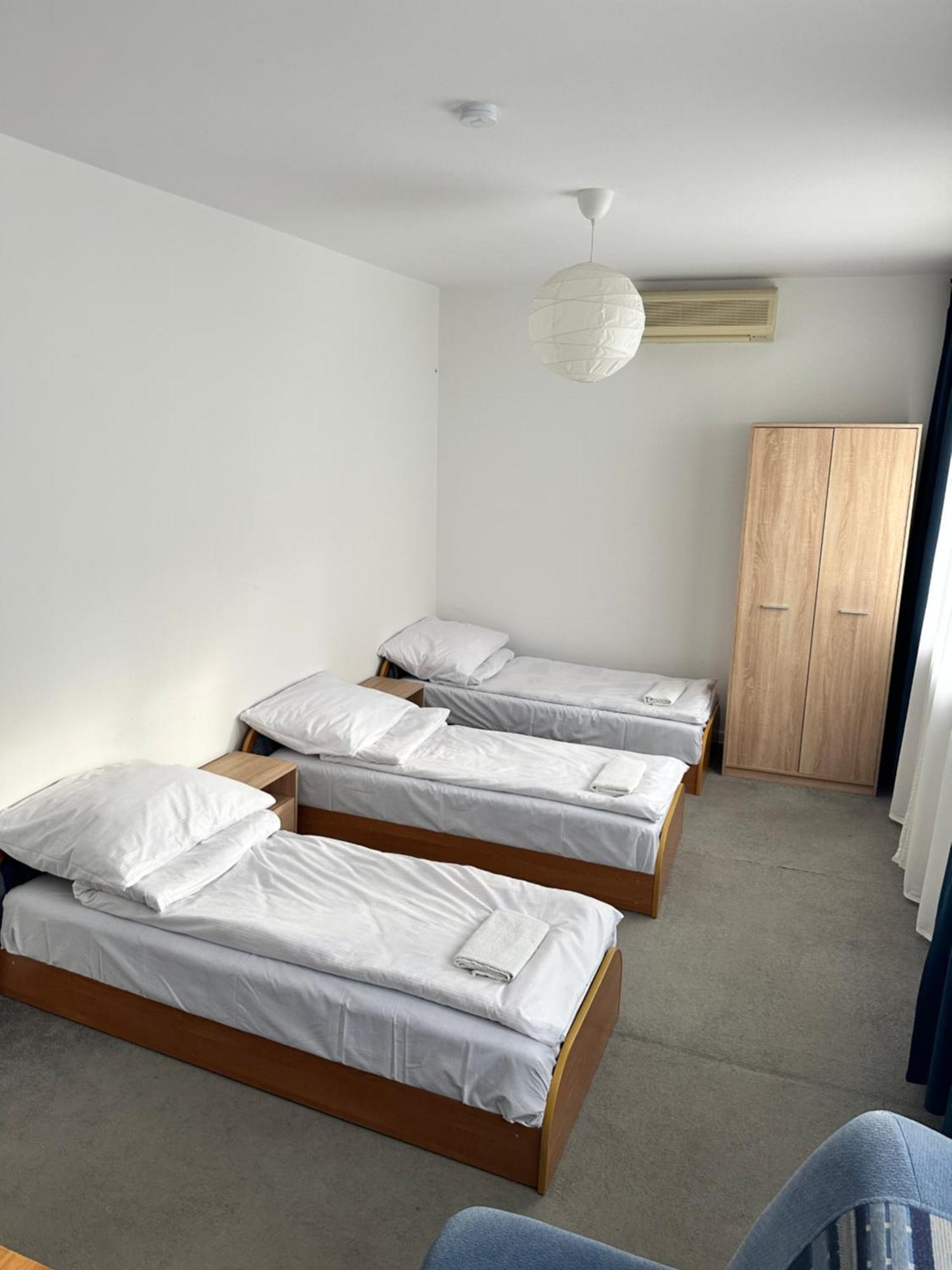 Hostel Demi クラクフ エクステリア 写真