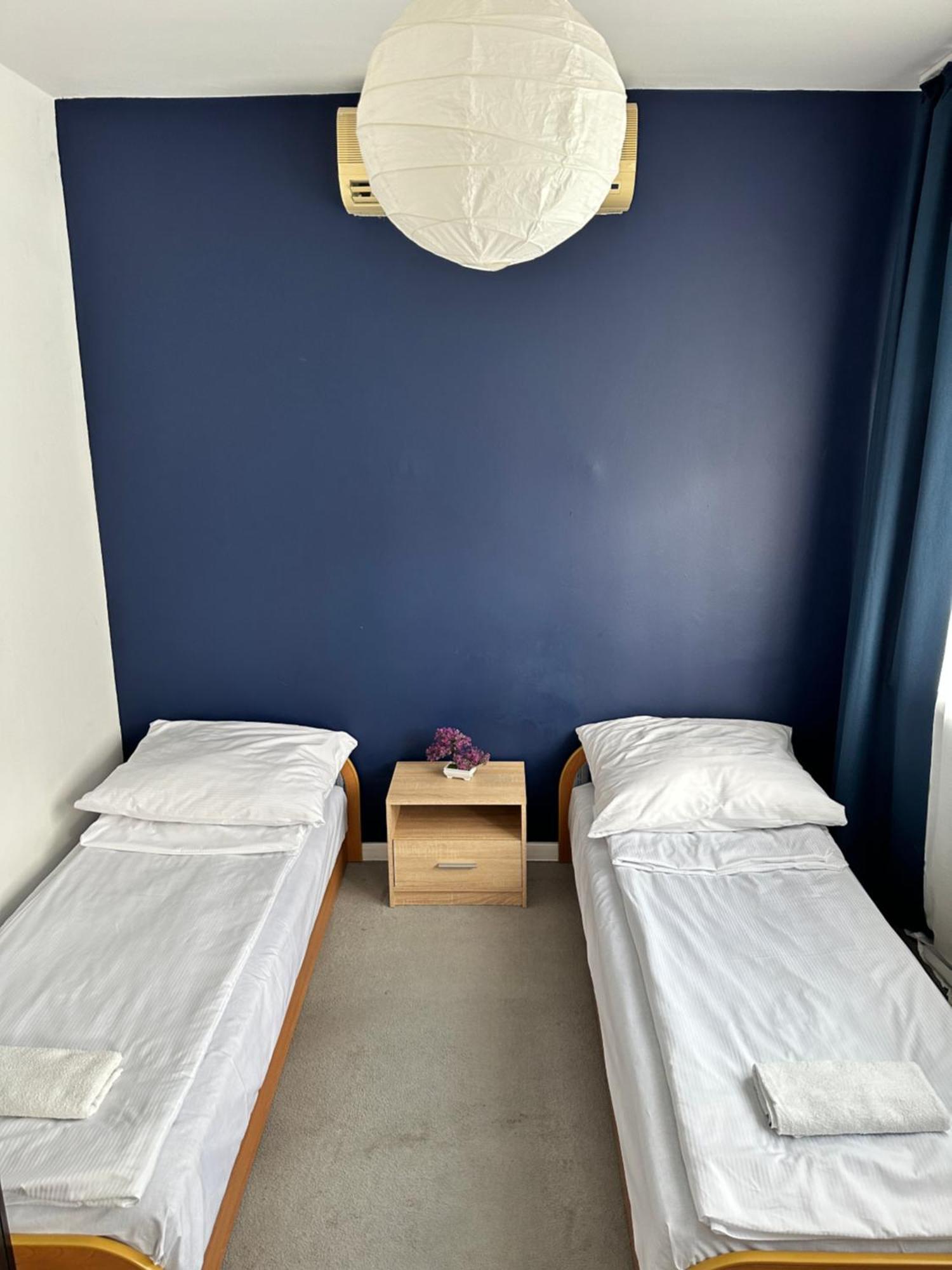 Hostel Demi クラクフ エクステリア 写真