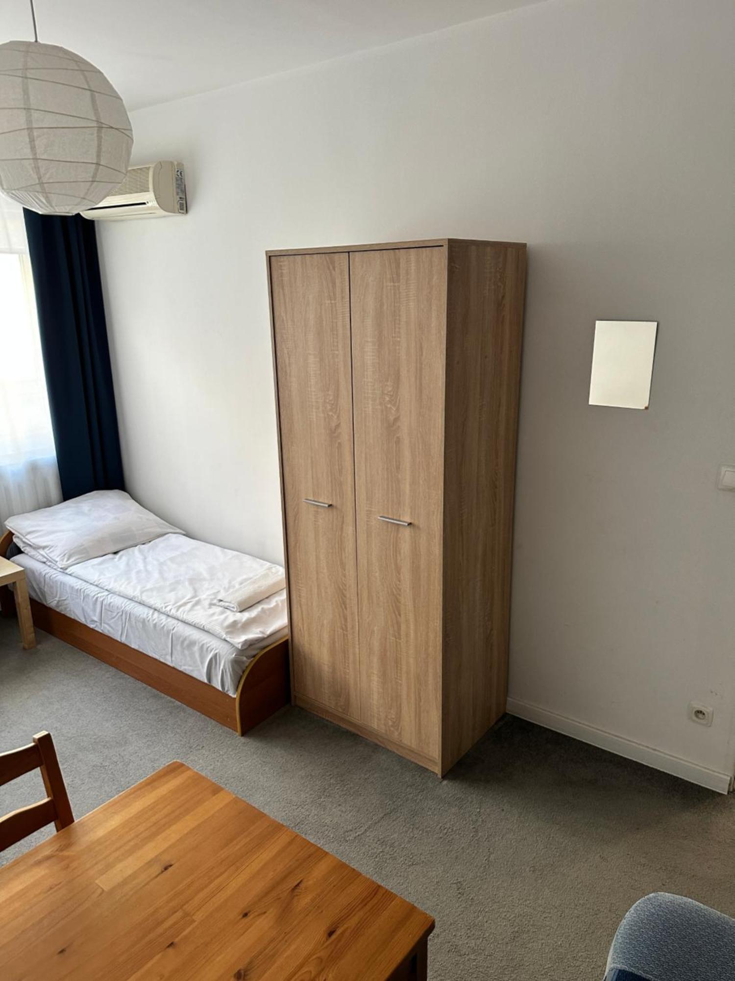 Hostel Demi クラクフ エクステリア 写真