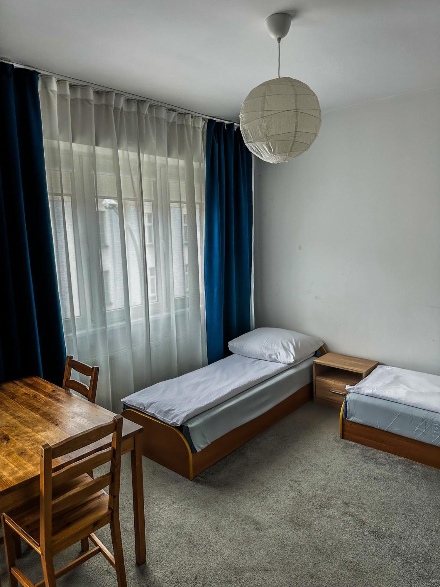 Hostel Demi クラクフ エクステリア 写真